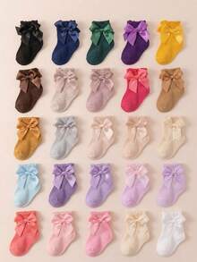 20/10/6/1 双装随机颜色女婴蝴蝶装饰舞蹈袜，采用独特的宽松蕾丝边设计，不束缚，弹性泡泡袜口，适合 0-36 个月宝宝参加派对和作为礼物穿着。这些可爱的袜子采用舒适透气的面料制成，柔软舒适，可搭配各种服装和裙子，是完美的 情人节礼物。 - 彩色 - 查看 1