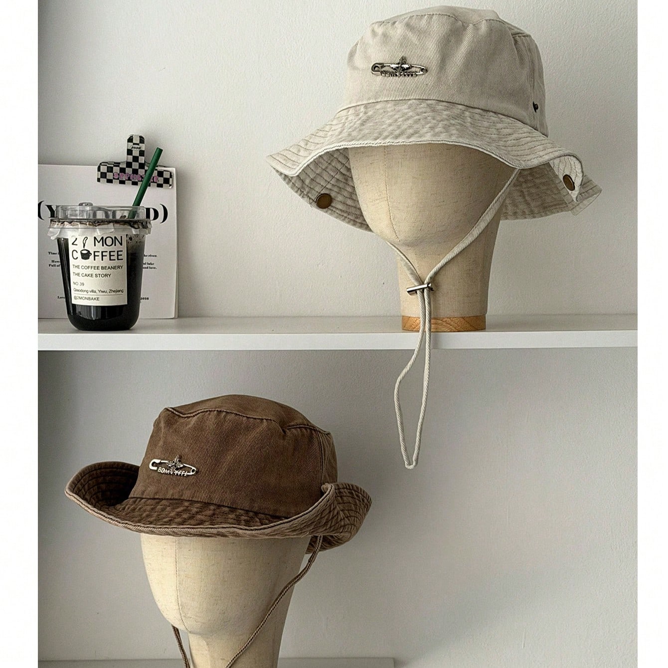 Pieza Sombrero de cubo con ala ancha de denim con pasador cruzado, adecuado para primavera/verano, viajes al aire libre, gran ala para protección sol