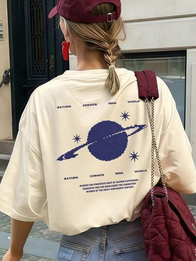 女士星球印花圆领短袖休闲T恤，适合春夏穿着，时尚百搭，日常百搭。女士度假风印花T恤