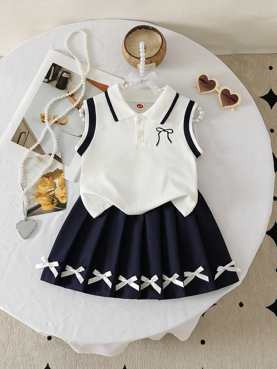 Conjunto de moda casual y lindo para niñas pequeñas, camisa de cuello acanalado + bordado de lazo, falda plisada de unicolor con lazo - Blanco - Ver 1