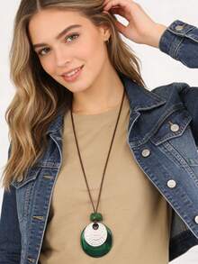 1 pieza Collar colgante redondo de resina estilo bohemio con disco dorado, cadena de cuerda con cuentas, joyería versátil para fiesta, playa, viaje, unisex para parejas - cuerda de cera - Ver 6