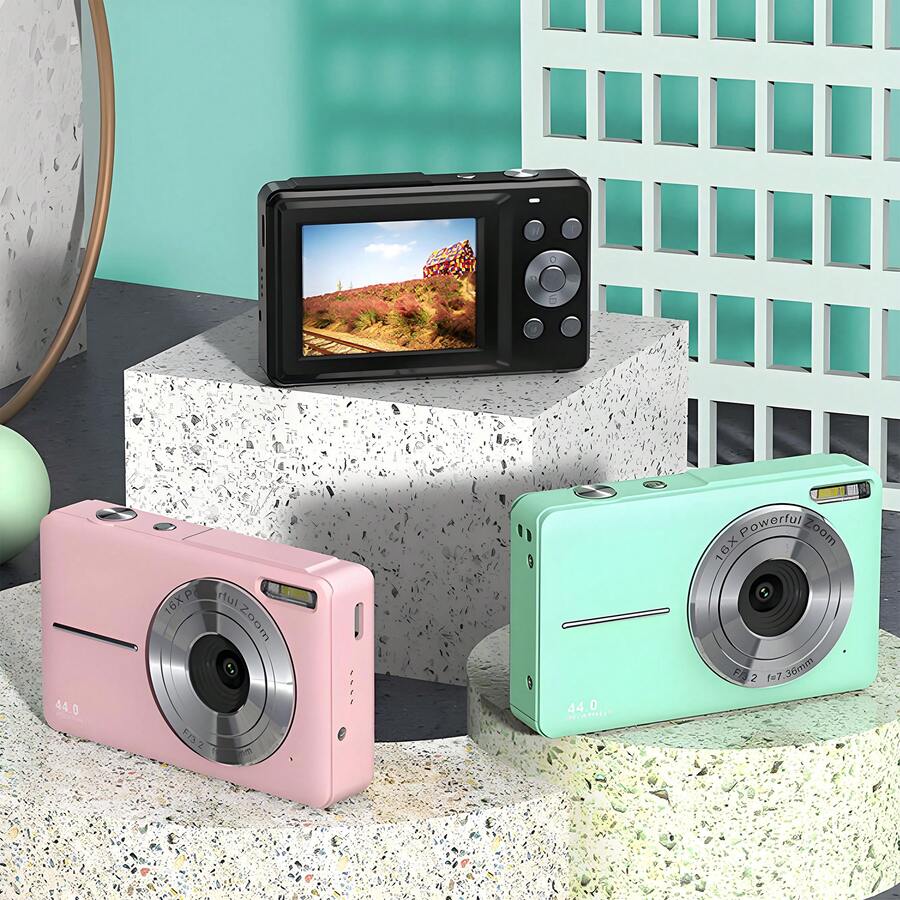 44MP 1080P Digital CCD Camera, Includes 32GB Or 64GB SD Card, 16X Digital Zoom, 2.4" LCD, Compact Digital Camera, Portable Mini Camera Suitable For Teenagers, Students, Boys, Girls, Elderly, Photography, Video Recording, Webcam, Thanksgiving, Christmas And New Year Gift