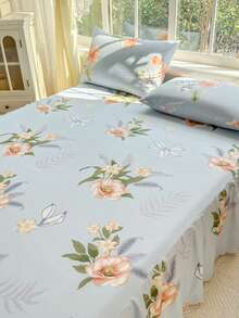 Bộ 3 món (1 ga trải giường, 2 vỏ gối) họa tiết cành hoa lớn màu xanh dương với viền lá sen, ga trải giường che phủ toàn bộ giường, chống bụi, có viền chân giường, bộ 3 món ga trải giường xếp ly với 2 vỏ gối, giặt bằng nước, chất liệu nhung mềm mại, thấm hút mồ hôi, thoáng khí, viền xếp ly che phủ chân giường làm đẹp. - Ngôi nhà mật ong - Xem 9