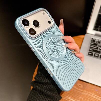 1个遥控峰蓝柏林散热磁吸镂空防摔保护壳，兼容苹果17 Pro Max/17 Pro/17 Air/17/16 Pro Max/16 Pro/16/15/15 Pro Max/15 Pro/13/14/13 Pro/13 Pro Max/14 Pro/14 Pro Max/11/11 Pro/12/12 Pro Max/13/12 Pro，马卡龙糖果色手机保护壳