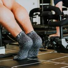 Base 33 Low Rise Grip Socks for Pilates, yoga, martial arts, lifting and barre,44468420 - Gris - Ver 2