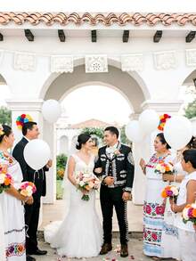 1 pieza Elegante bandera blanca mexicana para boda, decoración de boda con tema mexicano bohemio, bandera de recorte de papel de encaje con formas de corazón floral, adecuada para colgar en interiores y exteriores como fondo de fotografía, suministros para fiestas, decoraciones para fiestas de bodas y baby shower - Multicolor - Ver 3