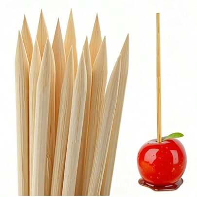 100 que xiên táo bằng tre, đường kính 5mm, dài khoảng 15-20cm. Dùng làm que xiên táo caramel, que kẹo mút, que xiên xúc xích bọc bột chiên, que xiên thịt nướng.