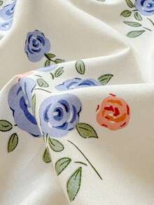 3件套（1件床裙，2件枕套）白色床裙，饰以紫色蓝色小花印花和荷叶边，全覆盖防尘，裙边设计，三件套褶皱床裙，含2个枕套，床上用品套装 - 晴空花海 - 查看 11