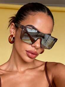 1 Pair Unisex Reflective Mercury Ski Goggles, Suitable For Electronic Music Festivals, Travel, Vacation, Sports Style, Driving, Holiday Outfits, Beach, Outdoor Wear, Summer Accessories, Family Outings, UV Protection, Golf, Hiking, Elegant Attire, Street Style Accessories, Vacation Atmosphere, Sports, Parties, Outdoor Activities, Street Style, Fishing, Outdoor Activities, Holidays, Sun Protection, Vacation - Color - View 1