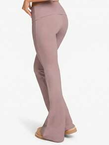 UONNOU 女士春夏运动两件套：露背吊带短款背心，高腰喇叭裤，提臀塑形，收腰收腹，打造迷人腰臀比例，显瘦运动裤。适合健身、芭蕾、瑜伽、跑步、户外休闲等场合，时尚运动装。 - 藕粉色 - 查看 5