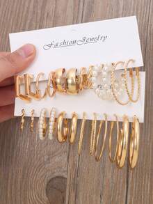 Set Anting-Anting Berlapis Logam Elegan Warna Emas 12-24 Buah, Hypoallergenic untuk Wanita, Menampilkan Desain Geometris Minimalis, Lingkaran Besar, dan Mutiara Imitasi, Cocok untuk Pemakaian Sehari-hari dan Acara Khusus - Emas - View 6