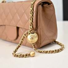 Brown Quilted Leather Crossbody Bag With Gold Chain & Pearl Ball Charm , Luxury Style For Women, Shoulder Bag For Daily, Party, Dating – Includes Dust Bag - Marrón - Ver 4