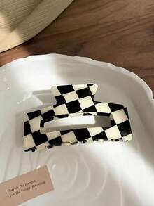 2个装女士棋盘格发夹，复古方形亚克力发爪，高透明亚克力材质，表面光滑，经典黑白棋盘格图案，适合Y2K、复古、甜美风格，强力弹簧和防滑齿设计，可牢固夹住中长发、卷发、浓密头发，沙滩配饰，夏季穿搭。 - 彩色 - 查看 6