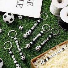 一套足球主题钥匙扣DIY套件，塑料或树脂材质，DIY钥匙扣材料，适合足球迷串珠套装 - 彩色 - 查看 3