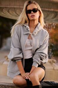Alo Yoga Alo Accolade Full Zip Hoodie Unisex Style Designed For A Boxy Athletic Heather Grey U3041rg - 白色 - 查看 1