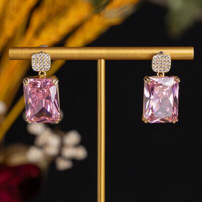 1只女士耳环，优雅金色方形耳环，镶嵌立方氧化锆，垂坠式耳环，适合女性佩戴 - 精致的婚礼和日常佩戴首饰，完美的情人节礼物，可爱的耳环