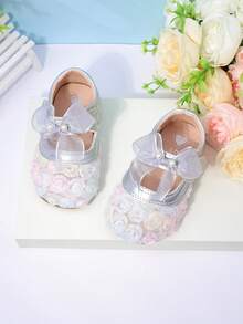 蕾丝公主鞋，透气软底儿童鞋，春秋新款幼儿凉鞋，魔术贴婴儿/女童平底鞋 - 銀色 - 查看 1