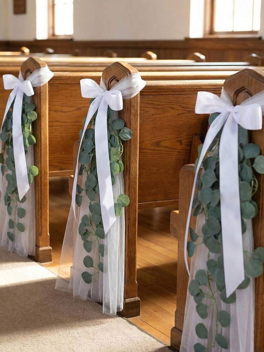 婚礼走道长椅套装，白色仿毛皮长椅套，配丝带蝴蝶结和人造桉树花环，适用于婚礼仪式走道长椅 - 查看 1