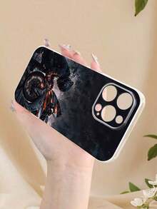 1PC Funda de teléfono con diseño de motociclista en escena nocturna con moto deportiva, estilo urbano y poderoso, ideal para hombres que aman la cultura de las motos y el arte dinámico, carcasa transparente, resistente a golpes, alta transparencia, compatible con Apple 16/15/14/13/12/11/Pro/ProMax, Galaxy A34/A35/A54/A55, S20/S21/S22/S23/S24 Ultra/Plus, Moto/Galaxy/Redmi/Honor/OPPO, agarre cómodo, regalo de temporada para amigos, novia, novio, familia,mobile phones, bags, mobile accessories, phone cases, room decoration, accessories, transparent phone cases, summer, phone straps, men's phone cases, black phone cases, pink phone cases, mobile case for men, mobile case for women, mobile phone protection, beach accessories, strawberry treats, phone protection covers. - Estilo (1 pieza) - Ver 3