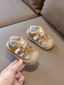 儿童夏季时尚凉鞋，防踢脚趾保护，柔软防滑鞋底，幼儿男女童沙滩鞋 - 棕色 - 查看 4