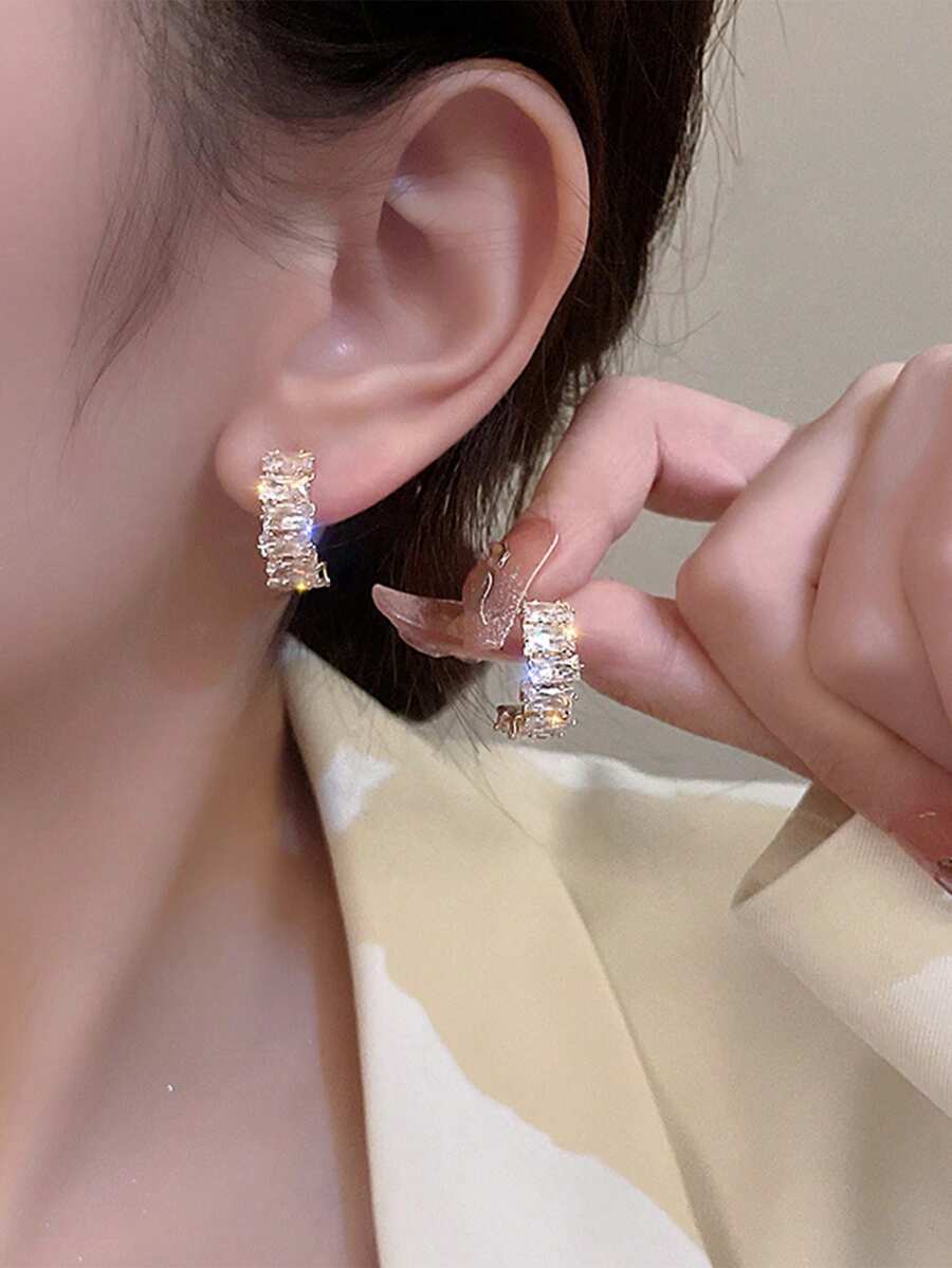 Nooxian 2只极简主义锆石耳钉,女士新款时尚微镶水晶耳环,独特优雅设计 - 金黃色 - 查看 1