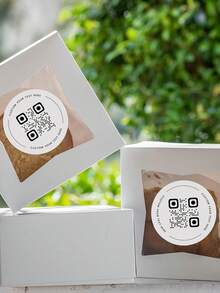 1-100 Nhãn cá nhân hóa hoặc nhãn dán tùy chỉnh, có sẵn ở dạng hình tròn, có thể được tùy chỉnh với ngày tháng cụ thể và mã QR. Được làm từ chất liệu PVC bền, những nhãn dán này chống thấm nước và chống dầu. Tùy chọn hiệu ứng óng ánh ba chiều cũng có sẵn, cho phép bạn tạo ra những sản phẩm thực sự độc đáo. - Nhiều màu - Xem 9