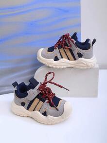 1 Paar bequeme, modische, leichte und atmungsaktive Kinder Sportschuhe mit Klettverschluss, einfach anzuziehen und auszuziehen, geeignet für Innen- und Außenbereich, ganzjährig tragbar - Blau - Übersicht 6