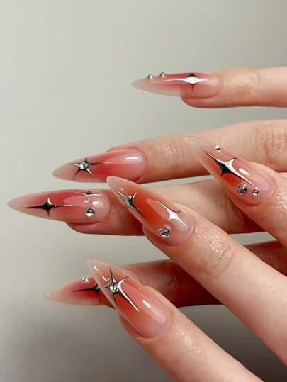 Grapefruit Gradient Star-Spangled Press-On Nails, 24-Piece Set Of Medium-Length Almond-Shaped Press-On Nails, Featuring A Nude-Pink Grapefruit Gradient Base With Silver Star Accents And Metallic Rhinestones. Y2K-Inspired Sweet-And-Edgy Style For Women, Perfect For Parties Or Everyday Wear. Removable And Reusable Press-On Nails.