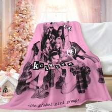 1Pc KATSEYE Inspired Tribute Pretty 'N' Punk Collage Theme Members Pyramid Formation Retro Polaroid Portraits Star & Bow Decorations Plaid Outfits Soft Pink Background Flannel Throw Blanket 280GSM Ultra Soft Warm Cozy Blanket For Teens Adults Bedroom Living Room Dorm Decor K-Pop Girl Group Fan Merchandise Featuring Digital Collage Illustration Punk Edgy Retro Aesthetic Available In Multiple Sizes 30x40 To 60x80 Inches Holiday Birthday Christmas Gift For Her Him Girlfriend Boyfriend Sister Brother KATSEYE Fans Collectors Snuggly Comfortable Lightweight Fluffy Edgy Iconic Statement Piece Blanket - Nhiều màu 7 - Xem 6