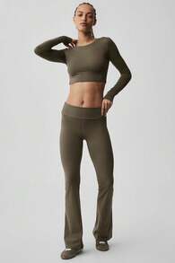 Alo Yoga Alo Alosoft Crop Finesse Long Sleeve True To Size Women's Olive Tree W3601r - 灰色 - 查看 5