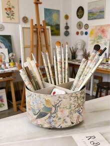 Hộp đựng đa năng xoay tròn dung tích lớn này được trang trí bằng hình chim ác là đậu trên cành cây, tượng trưng cho may mắn và điềm lành. Nó cũng có thể được sử dụng như hộp đựng cọ trang điểm, hộp đựng bút và hộp đựng điều khiển từ xa - một món quà đẹp và ý nghĩa. - Nhiều màu - Xem 3