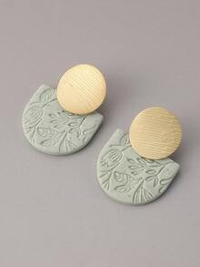 1 Pair Minimalist Textured Ceramic Earrings, Metal Bicolor Plant Relief Earrings, Niche Elegant Commuter Earrings - Mint Green - View 1