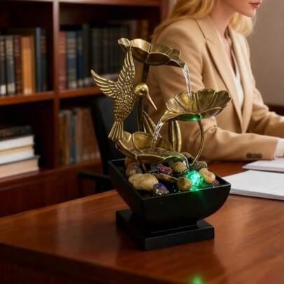 AOZITA Fuente de mesa fuente de cascada interior pequeña decoración del hogar máquina de sonido relajante para oficina sala de estar o recámara loto de metal de bronce con colibrí rocas de río