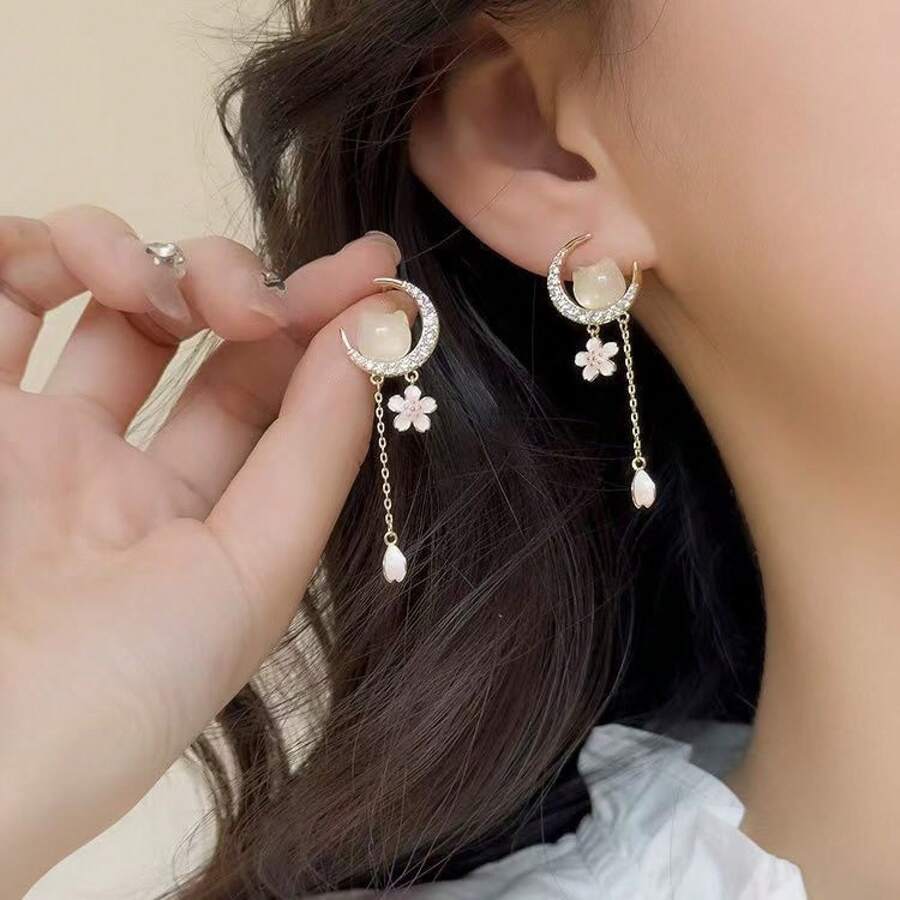 Cat-Shaped Crescent Earrings, Cute Pink Cherry Blossom Studs - Một đôi bông tai - Xem 1