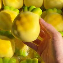2026 Nuevo juguete antiestrés con forma de piña, extremadamente suave y húmedo, de material TPR refrescante con forma de fruta para liberar presión, aliviar la ansiedad, regalo de cumpleaños y festivo - Juguete de estrujado de piña realista, juguete de estrujado de pulpa de piña hecho a mano, juguete de silicona para estrujar, alivio del estrés, regalo de cumpleaños, regalo ideal, regalo sorpresa, regalo festivo, regalo de pareja, regalo de Navidad, regalo refinado para jugadores, juguete para estrujar, artículo esencial para aliviar la presión - Multicolor - Ver 4