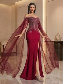 Abito da sera lungo e formale rosso con spalle scoperte e decorazioni in perline, con maniche in rete e design con spacco alto, elegante abito da ballo per donna - Bordò - Visualizzare 6