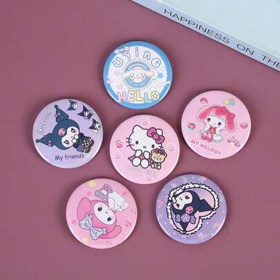 SANRIO Bộ 6 huy hiệu cài áo theo chủ đề | Nhiều huy hiệu hình nhân vật hoạt hình dễ thương | Phụ kiện thẩm mỹ phù hợp cho túi xách, áo khoác và trang phục hàng ngày, huy hiệu cài mũ thiết kế màu hồng rực rỡ | Món quà sinh nhật lý tưởng cho người sưu tầm và những người đam mê phụ kiện