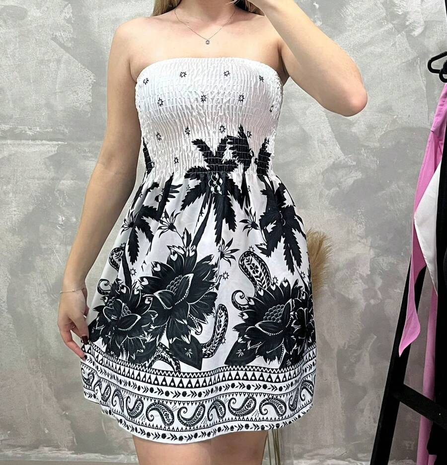 Short Strapless Dress With Elasticated Waist And Tropical Summer Print. - Black Floral - View 1