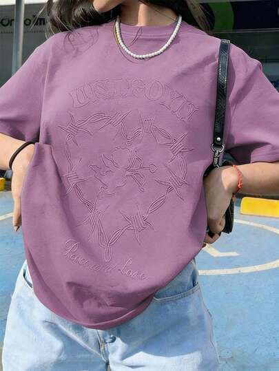 Women's Ribbed Color-Blocked 100% Cotton T-Shirt With Multi-Color Spray-Painted Distressed Design And Letter Print In Gray-Blue; Women's Ribbed Color-Blocked 100% Cotton T-Shirt With Unique Floral-Patterned Letters And Flame Design; New Spring/Summer Preppy-Style Women's Activewear; Drapey, Brushed, Soft, And Breathable Women's Short-Sleeve Top; Perfect For Valentine's Day Dates, Essential For Spring/Summer Beach Weddings, Birthday Parties, And Vacation Outings; Casual, Elegant, Slimming, Versatile For Commuting, Work, Business, Vacations, And Back-To-School Season; Street Style, Y2K, Dinners, Parties, Dates, Vacations, Beach, Home, And Travel; Unisex Styles; Couples' And Family Matching Outfits; Back-To-School Parties, Birthday Parties, Back-To-School Season, Valentine's Day; New Year's Clothing And Tops; Women's Tops; Spring/Summer Women's Tops With A Pure And Sensual Style,