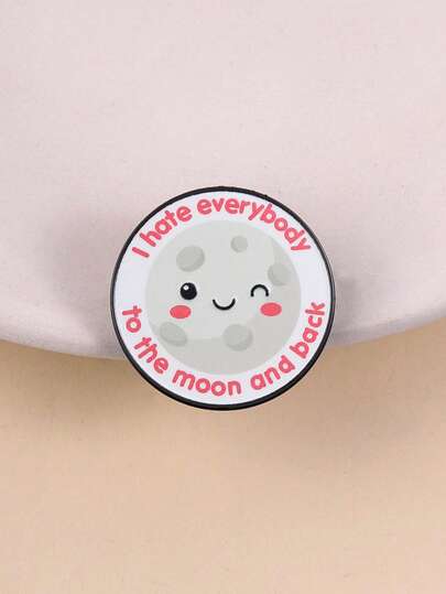 1 chiếc ghim cài áo tráng men với dòng chữ "Tôi ghét tất cả mọi người đến tận mặt trăng và trở lại", thiết kế dễ thương và hài hước, phù hợp cho người hướng nội và những người thích sống một mình, món quà vui nhộn cho những người bạn hay lo lắng khi giao tiếp xã hội.