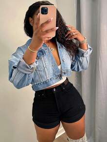 Weiße hochgeschnittene figurbetonte Jeans-Shorts - Sexy aufgekrempelte Hotpants, vielseitiges figurbetontes Essentiell für den täglichen Gebrauch & Urlaubsoutfit - perfekt für einen lässigen schwarzen Sommerlook am Valentinstag - Schwarz - Übersicht 3