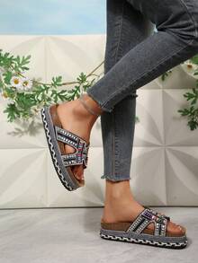 2026 Spring/Summer New Women's Sandals, Double Strap, Rhinestone Fashionable Thick-Soled Slippers, Random Floral Patterns, Essential For Vacation & Beach, Suitable For All-Day Wear - Black - View 6