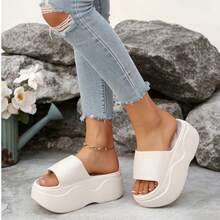 Zapatillas de casa mujer, chanclas mujer,zapatillas estar por casa mujer EVA para mujer, sandalias de plataforma de 7cm,antideslizantes y suaves, perfectas para usar en casa, en la playa o en el baño. - Champán - Ver 3