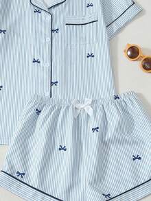 Bộ đồ ngủ nữ tay ngắn và quần short in họa tiết sọc nơ, kiểu dáng phồng, nhăn nhẹ. - Màu xanh lam - Xem 6