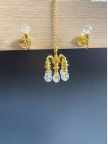 4个/3个/1个/2个迷你装饰灯，娃娃屋微型金属水晶吊灯，1:12比例水晶壁灯，1:12比例水晶吊灯，适用于娃娃屋客厅/卧室/厨房墙面/天花板装饰，迷人的娃娃屋精致水晶吊灯，揭开微缩世界的魅力，栩栩如生的小世界，是情人节、感恩节、复活节、圣诞节的理想之选！微缩物品，家具（不含灯具，拍照时请注意安全） - 彩色 - 查看 18