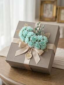 迷你仿真花：迷你仿真康乃馨和玫瑰——是装饰点缀、礼盒装饰、婚礼道具和胸花的理想之选。适用于春季和秋季装饰、情人节、新娘捧花、婚礼中心摆件、家居和餐厅装饰、母亲节、父亲节、节日和生日派对用品以及户外花园装饰。 - 薄荷綠 - 查看 9