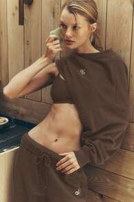 Alo Yoga Alo Accolade Crew Neck Pullover Unisex Style Designed For A Boxy Espresso Pink U3031rg - màu nâu - Xem 1