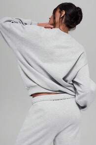 Alo Yoga Alo Accolade Crew Neck Pullover Unisex Style Designed For A Boxy Athletic Heather Grey U3031rg - Xám - Xem 3