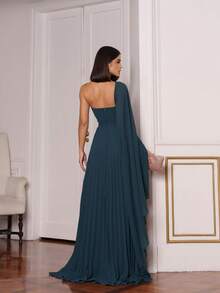 Long Chiffon Party Dress For Bridesmaids With Cape And Flower Detail For Wedding. - Màu xanh lá cây đậm - Xem 4