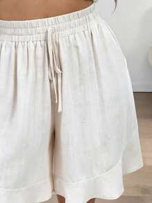 Quần short nữ cỡ lớn kiểu dáng thường ngày, thân thiện với da, thoải mái, màu trơn, có bèo nhún ở gấu quần, dây rút, dáng rộng, thích hợp cho đi làm hàng ngày/dạo chơi mùa hè. - Màu be - Xem 4